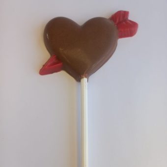 Arrow heart lolly